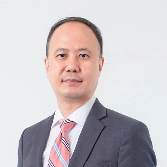 陳威廉博士